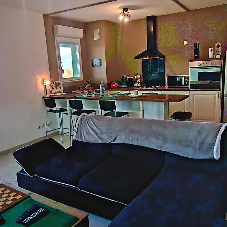 Apartment *le Cocon Bistroquet*oc.keys/terrasse/ Parking *